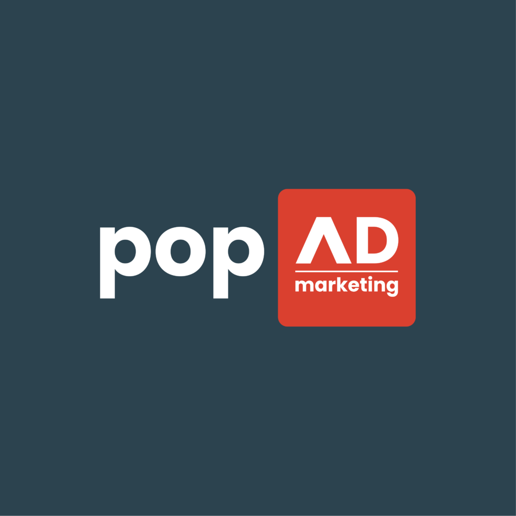 popAD | marketing Logo: Weißer Text 'pop' und ein rotes Quadrat mit 'AD' und 'marketing' in Weiß auf dunkelblauem Hintergrund